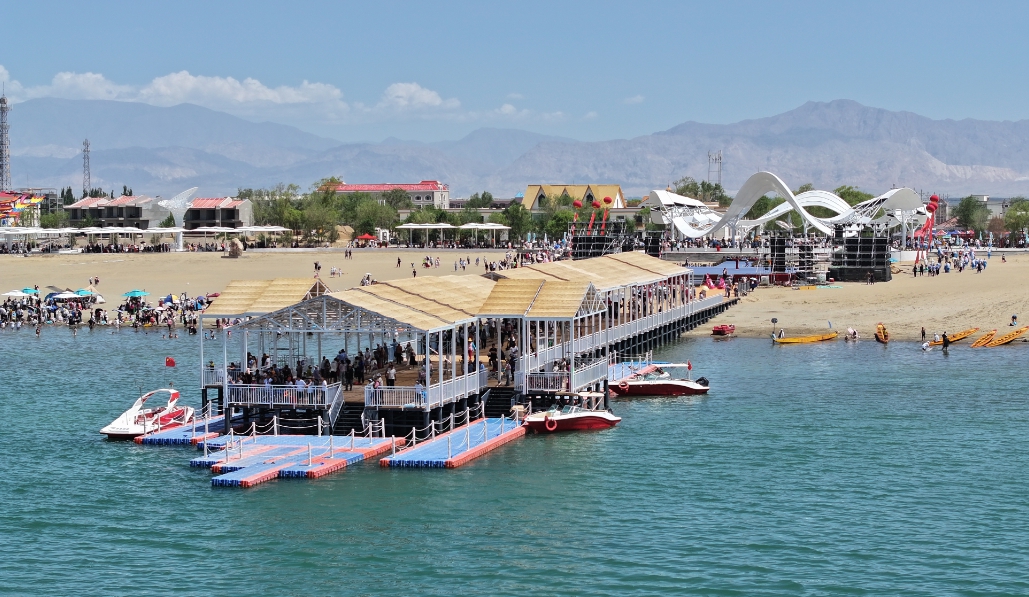 和硕金沙滩旅游度假区提档升级开园试营业